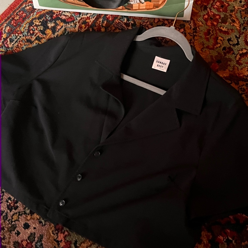 Aritzia Sunday Best Black Crop Top